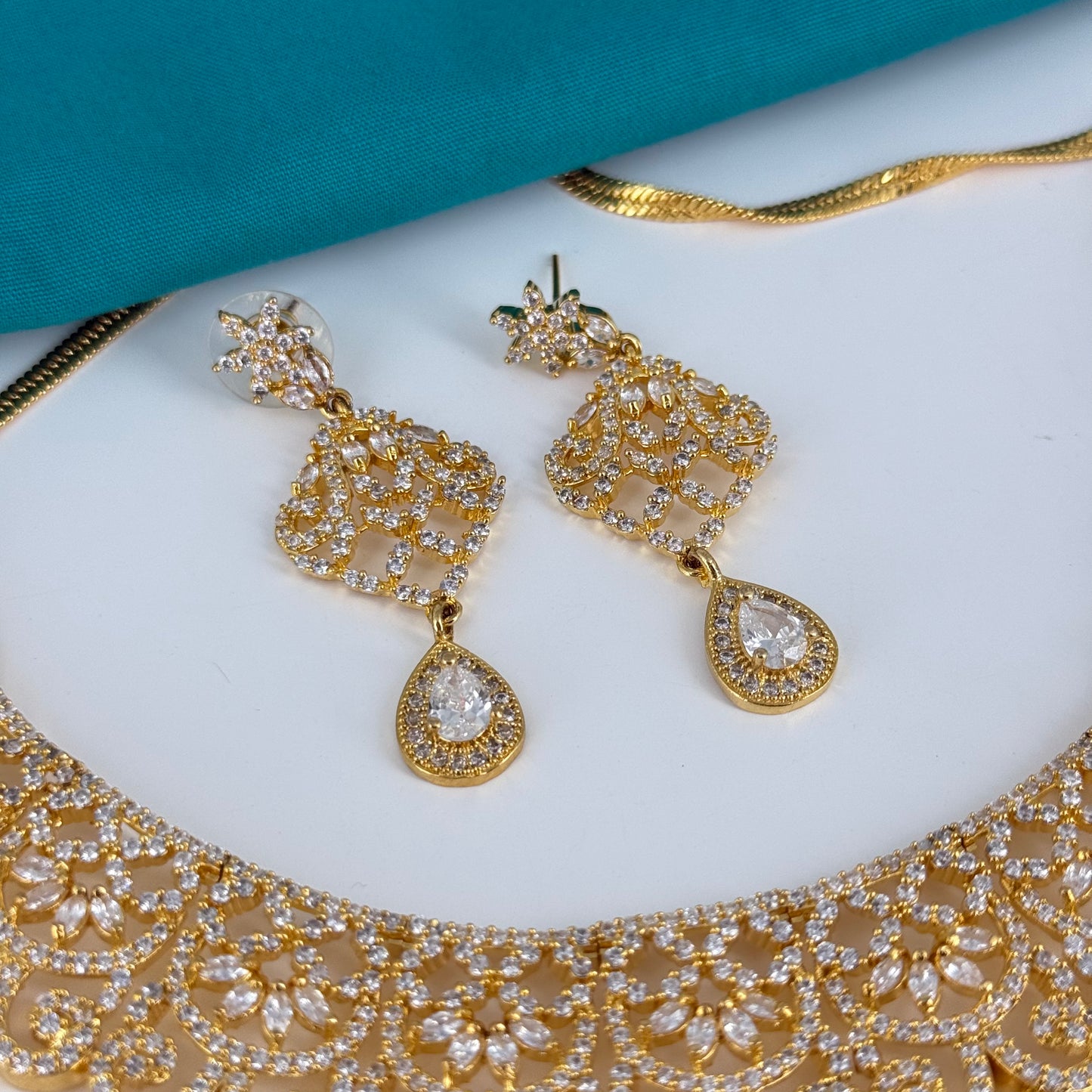 1870 Premium Gold Polish Short necklace with hangings