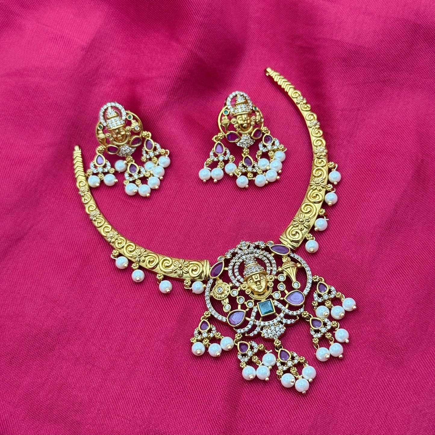 42494 Balaji design nakshi kanthe with earrings
