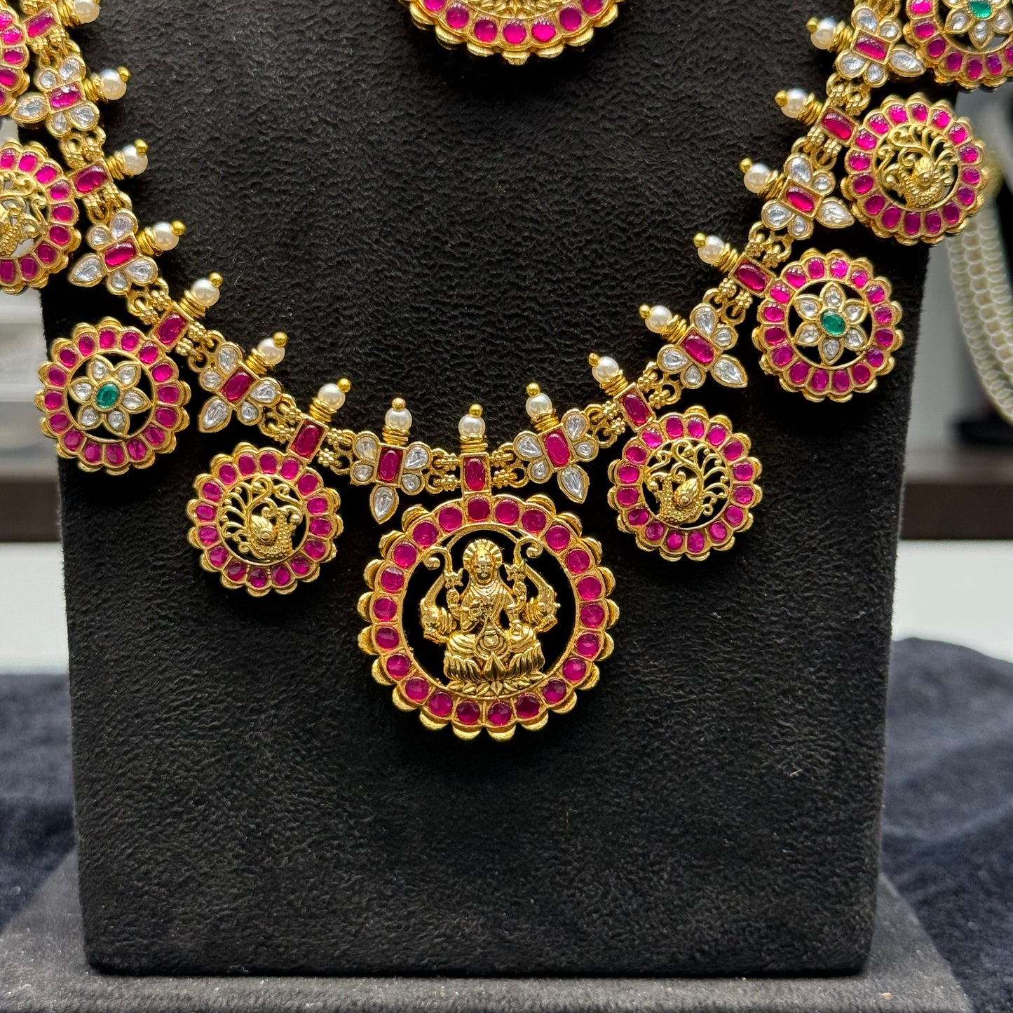 41115/41116 Jadau Kundan Bottumala with hand stone setting and gold like finishing