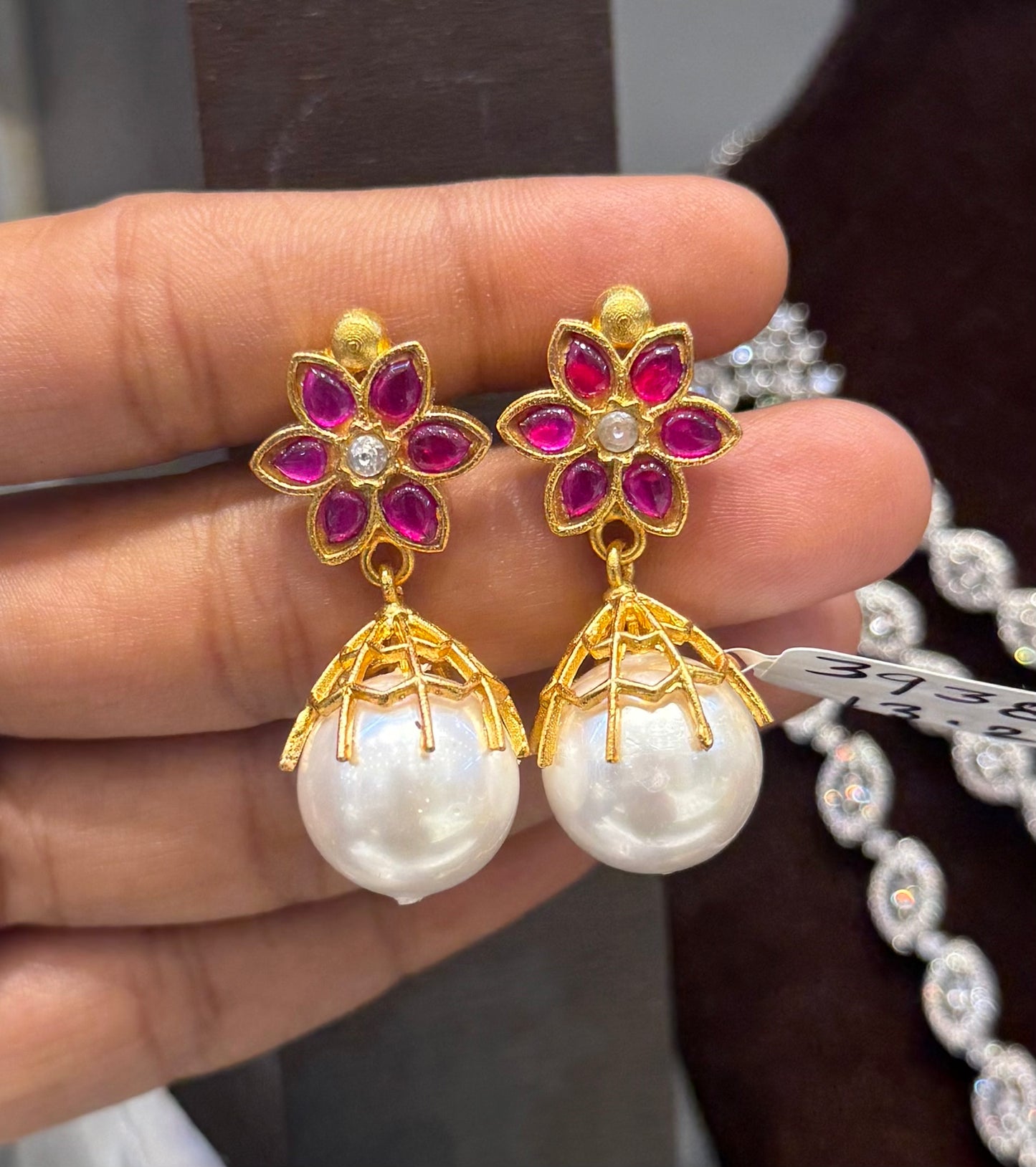 39383 Real jadau kundan with real pearl drop and screwback