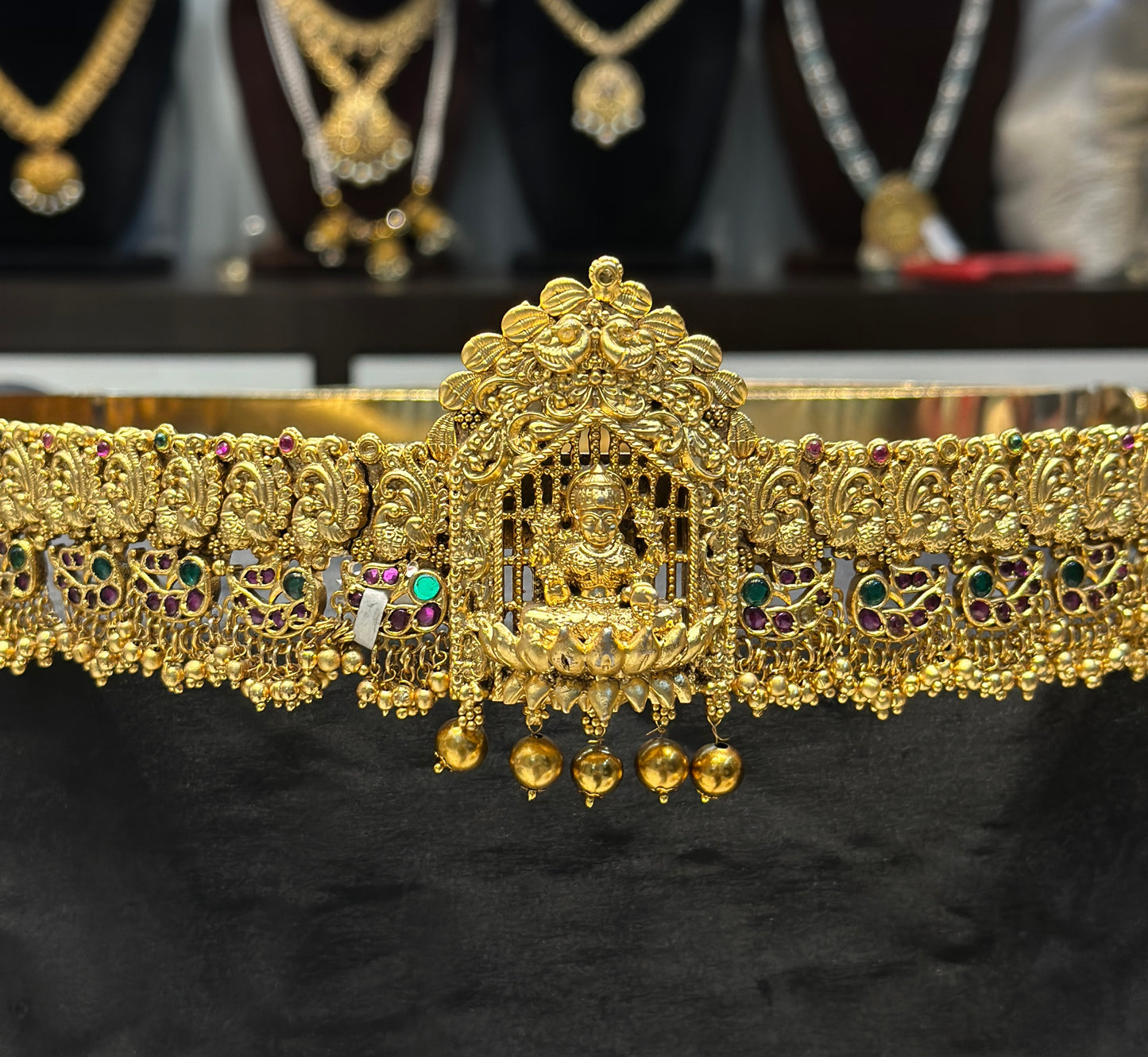 27680 Nakshi vadannam
