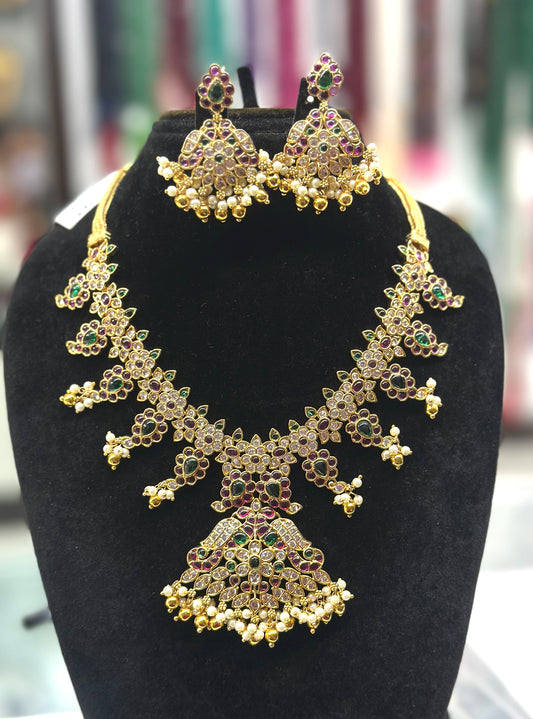 11268/ 11269 Mango necklace