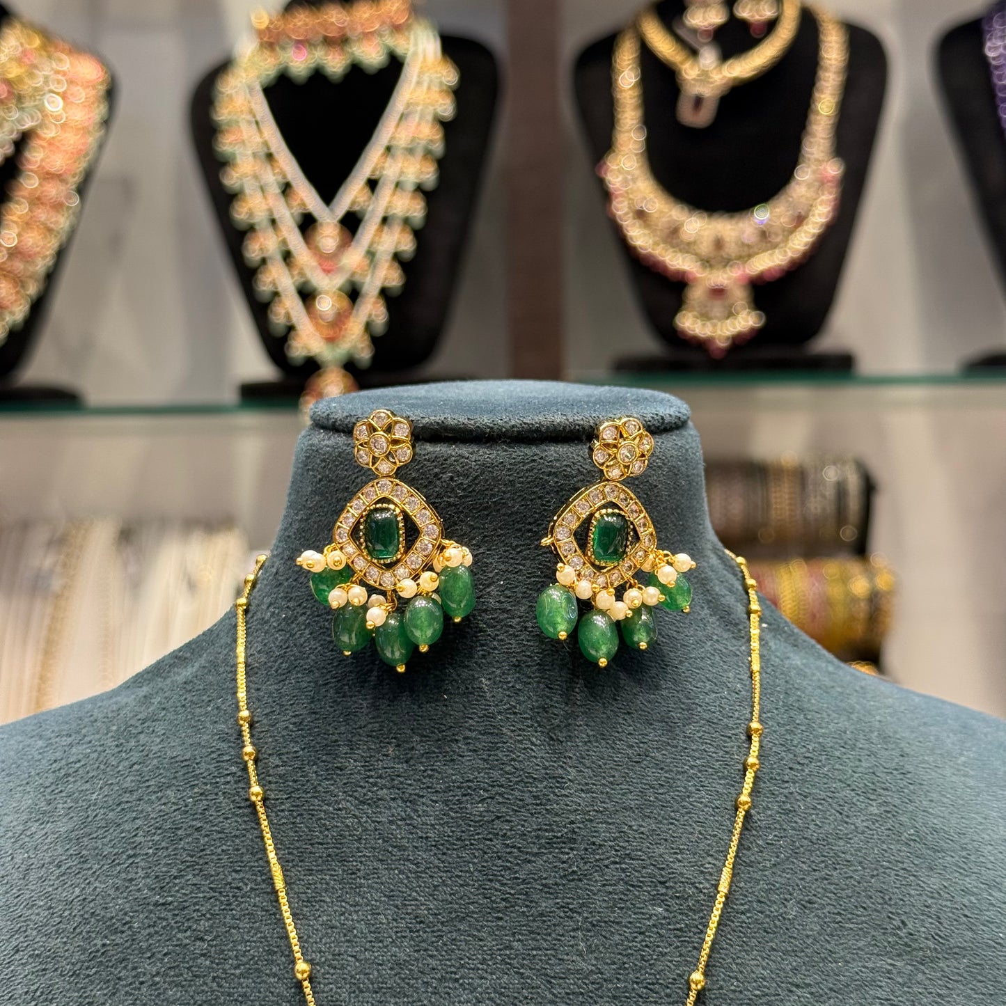 40051 Single Line Golden ball chain with green pendant set