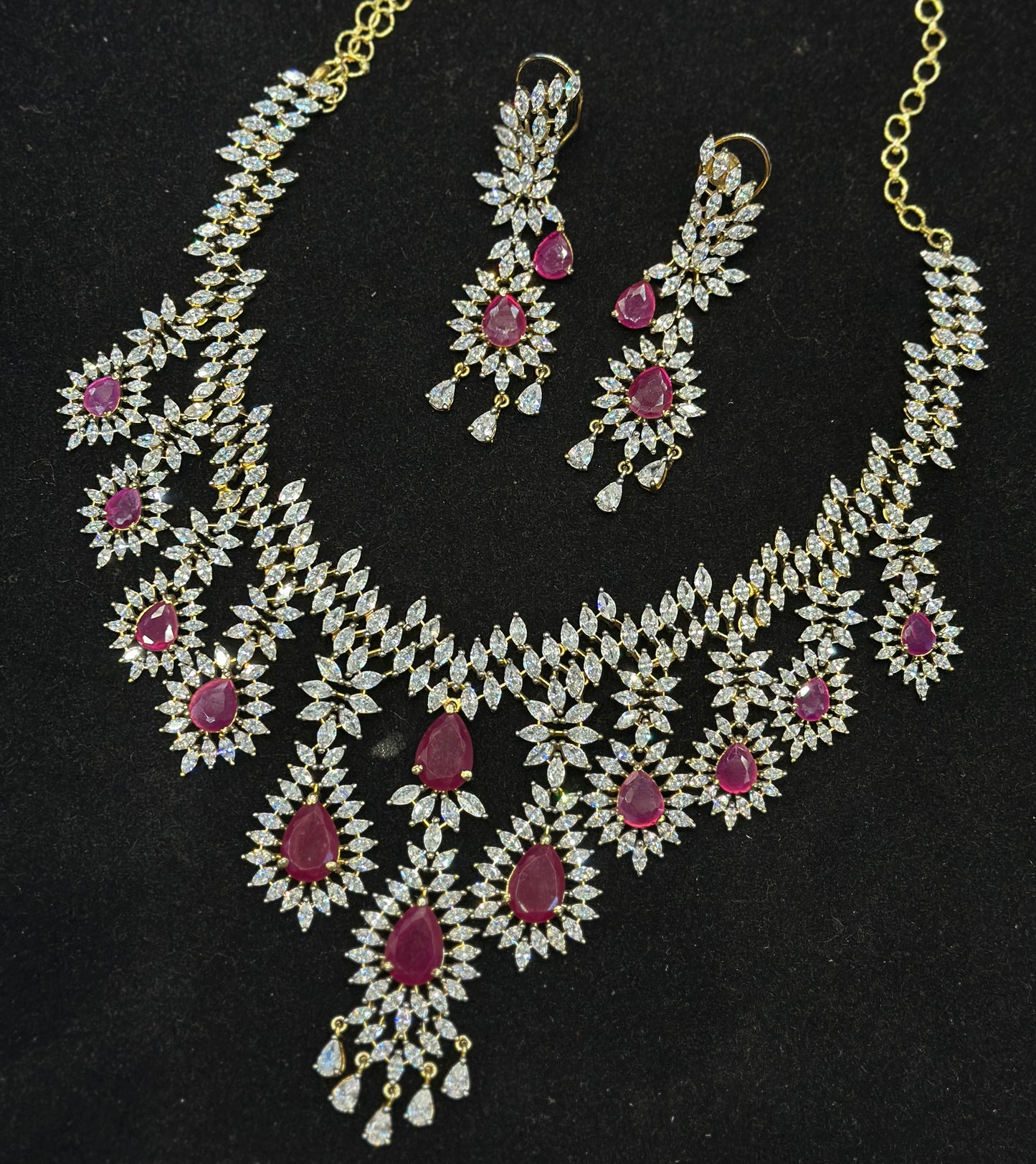 9906 Diamond ruby stone necklace