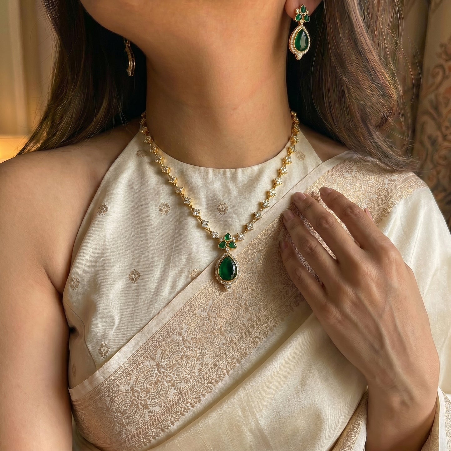 Victorian simple short necklace with Duplet green stone and pushback earrings