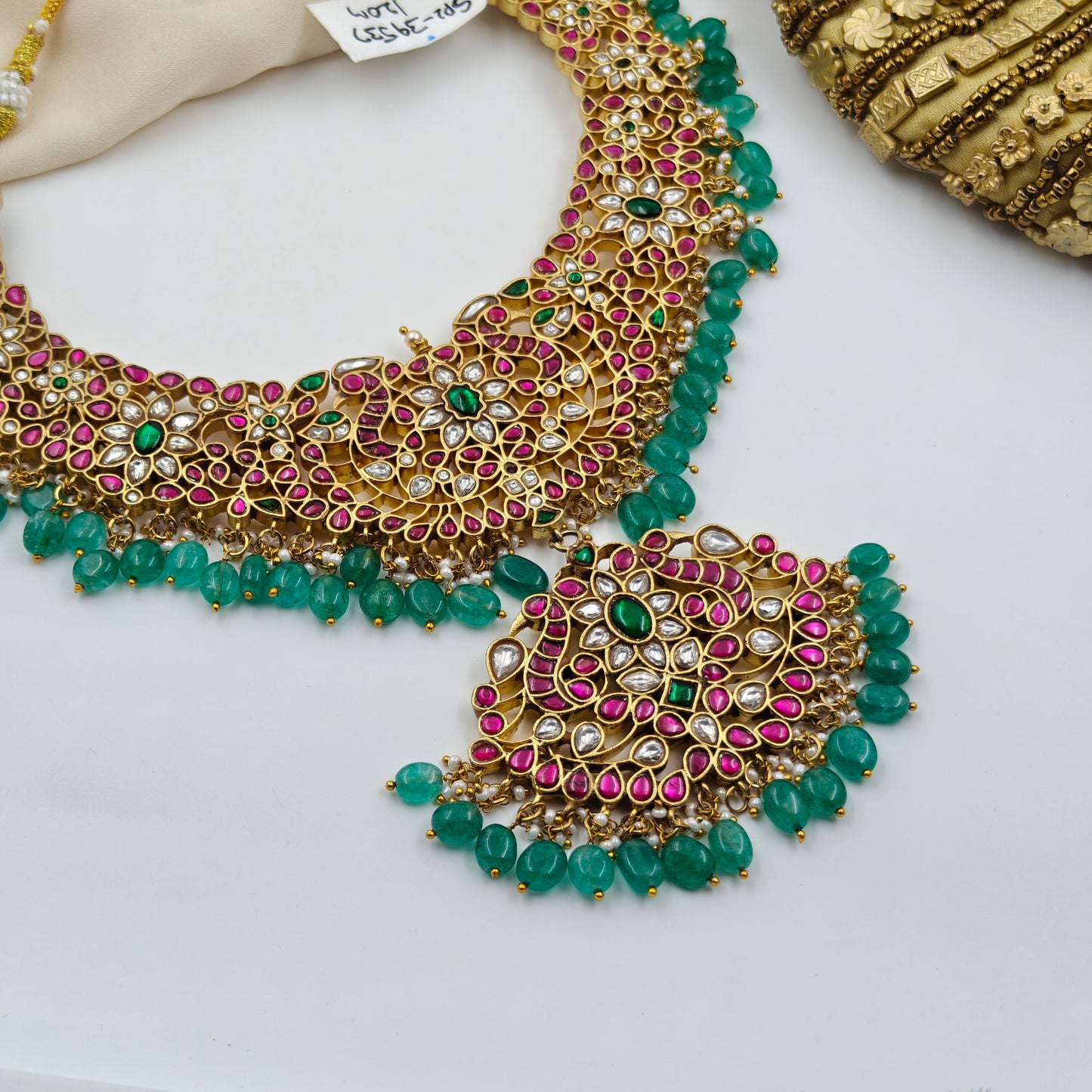 39537/ 39034 Jadau Bridal Necklace