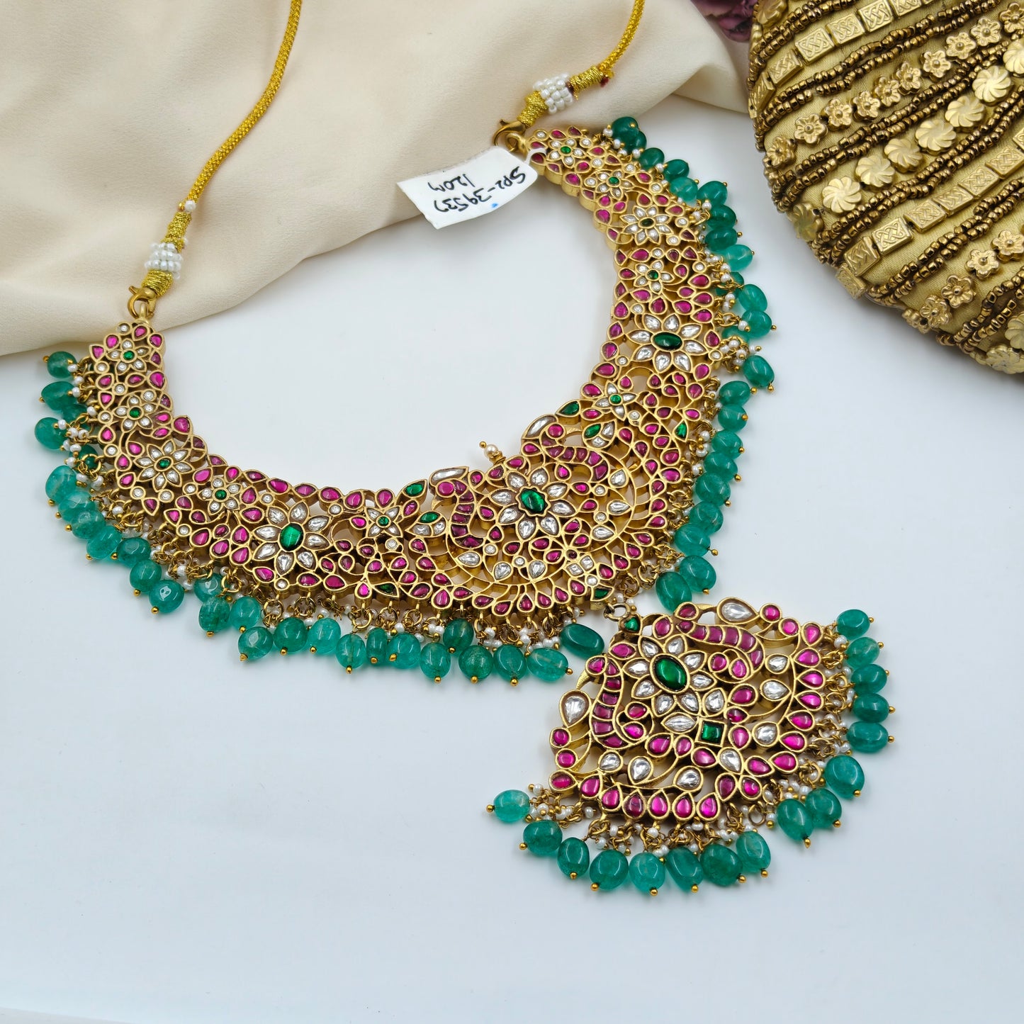 39537/ 39034 Jadau Bridal Necklace