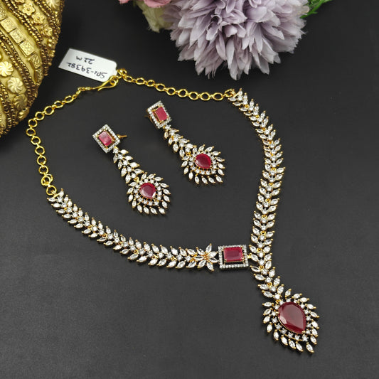 39382 GJ Ruby stone necklace