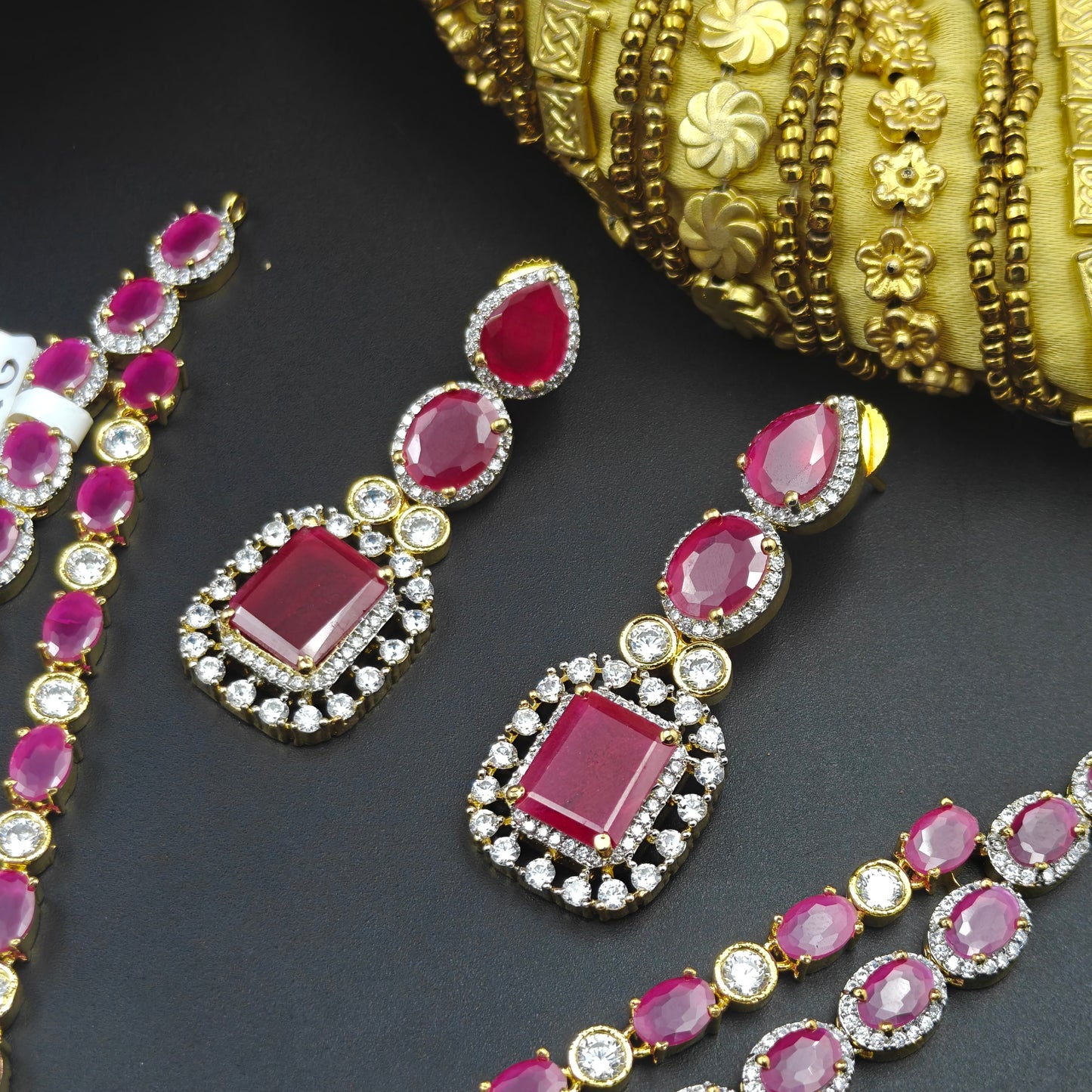 38610 GJ Ruby stone necklace