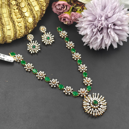 39643 Real diamond Look flower necklace with emerald stones