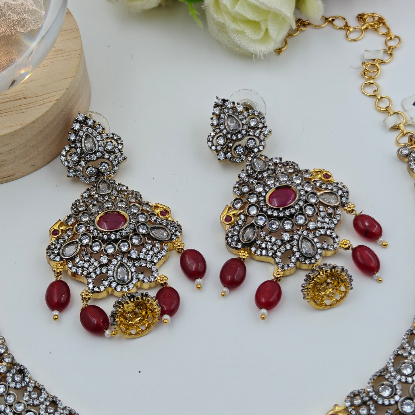 Victorian red stone necklace