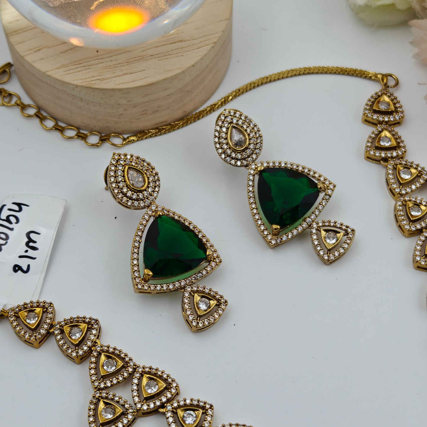 2 layer Victorian mehendi polish necklace with green stone