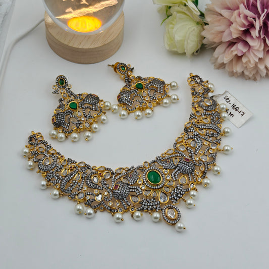 16647 Victorian elephant pattern necklace