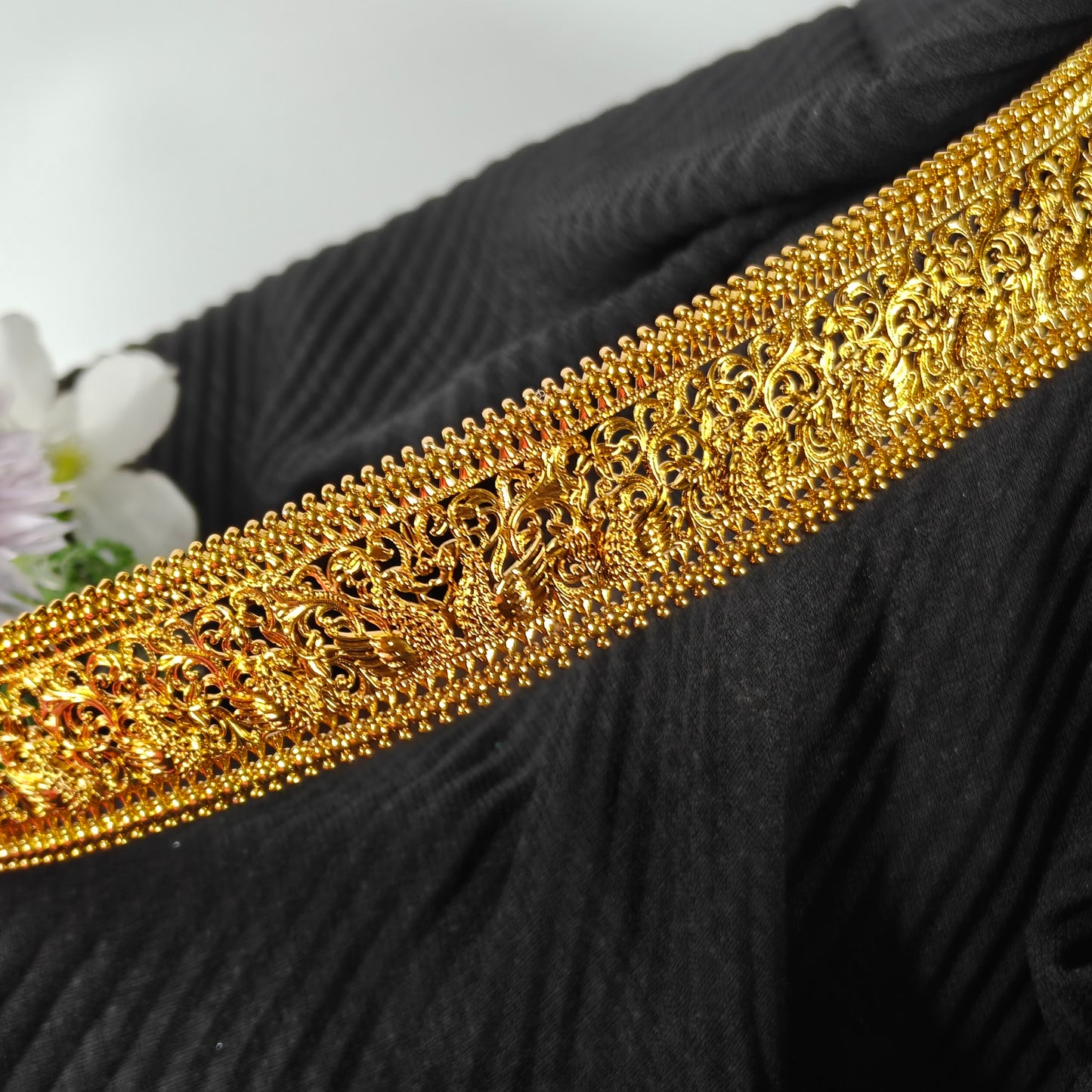 40170 Matte Peacock  Vaddanam