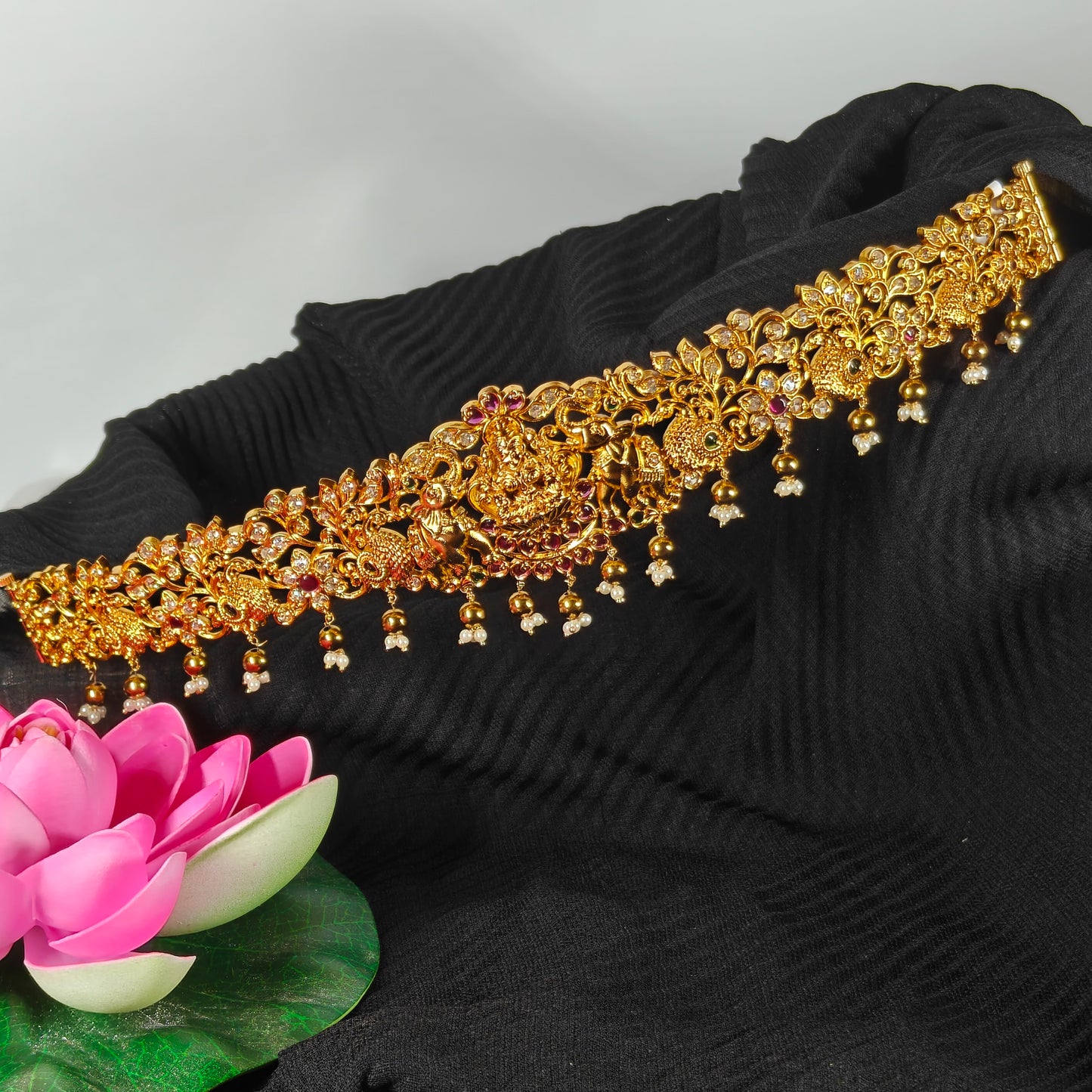 40105 Matte Laxmi Elephant Vaddanam