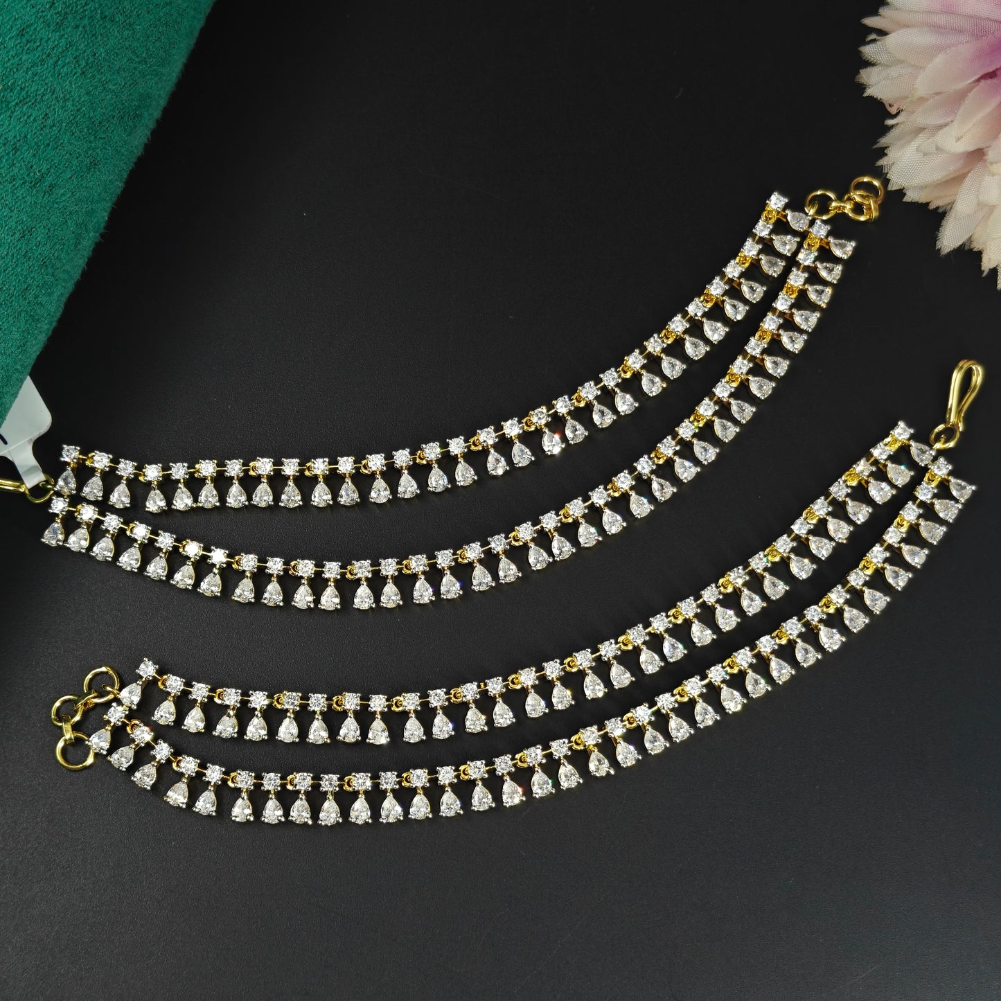 39584 2 line diamond look champaswaralu