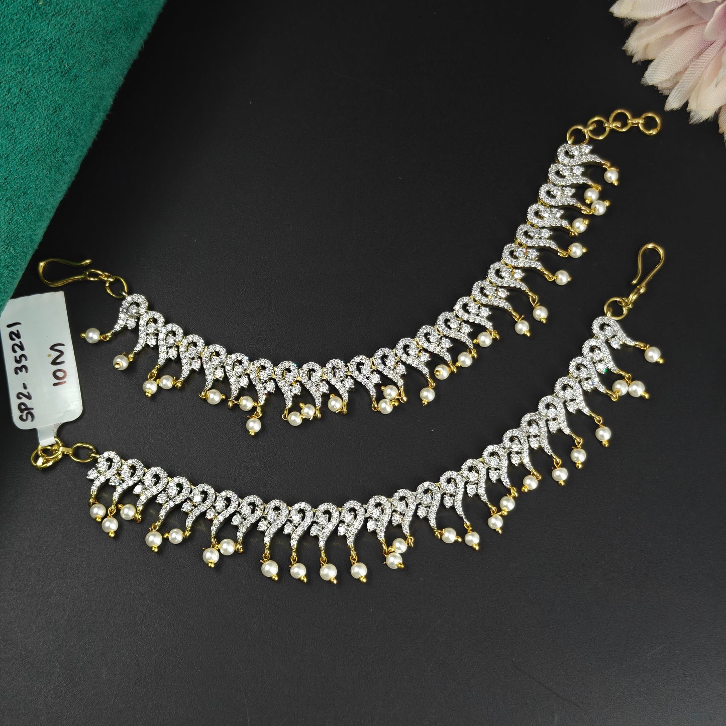 35221 : 1 Line GJ Champaswaralu