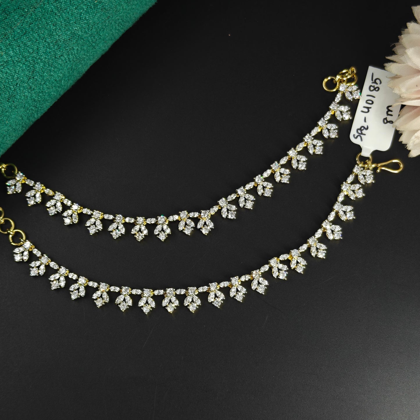 40185 GJ Full White 1 Line Champaswaralu