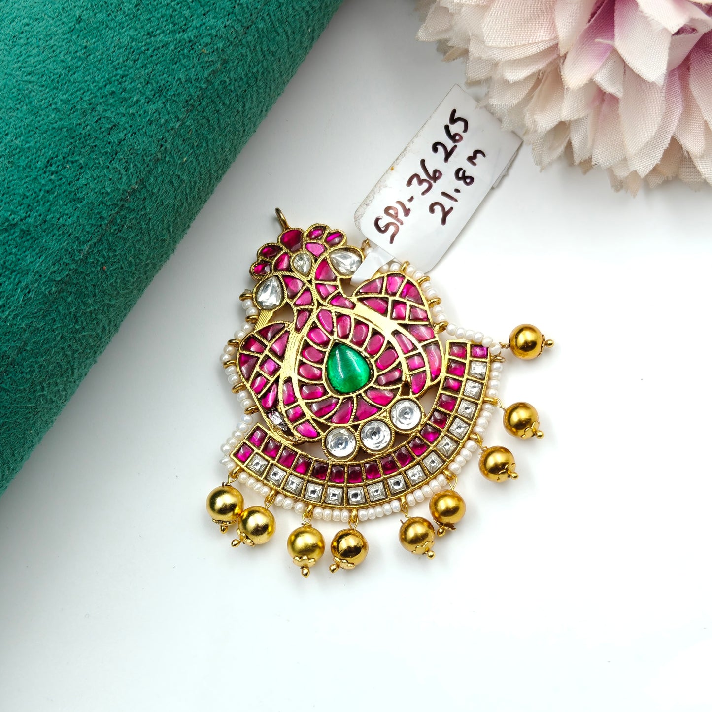 36265 Jadau Locket Multi