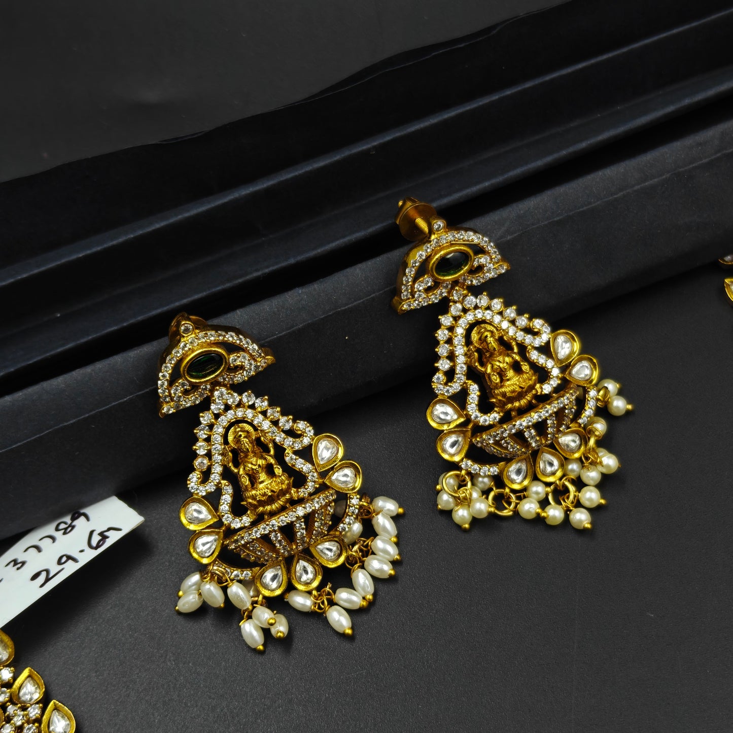 37789 Guttapusalu rice pearls necklace