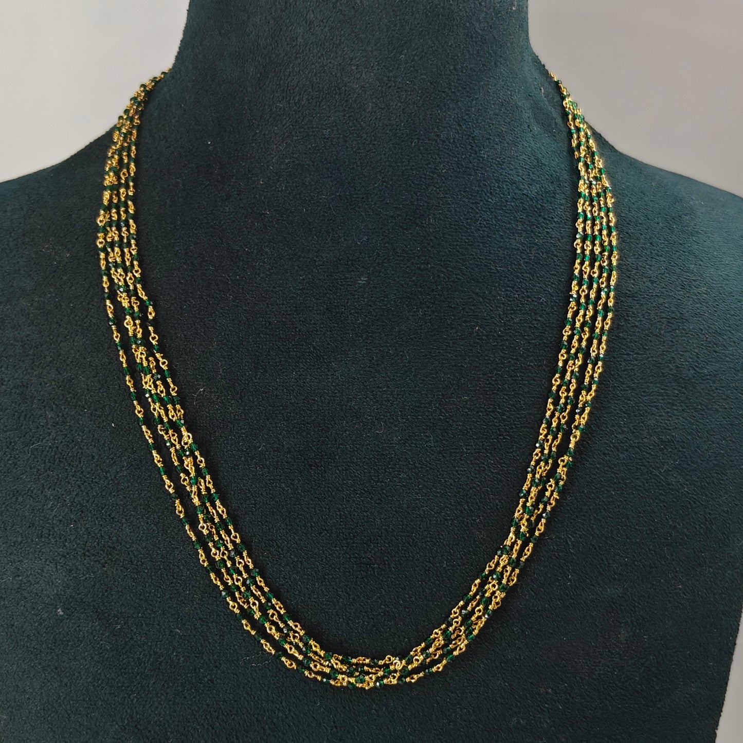 40424: 5 Lines Crystal Mala Green