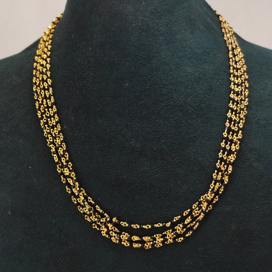 40427 : 5 Lines Crystal Mala Black