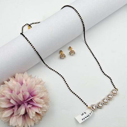 39460:5 Piece AD Black Beads