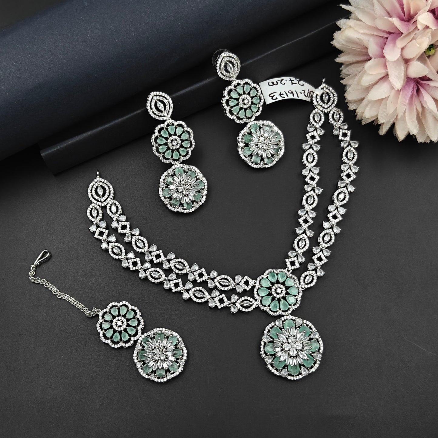 16173 2 layers Platinum necklace with maangtika