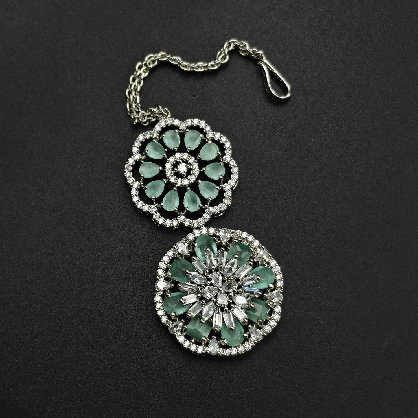 16173 2 layers Platinum necklace with maangtika