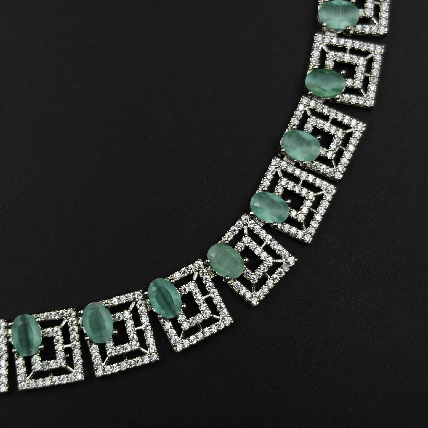 16294/ 16292 Platinum necklace