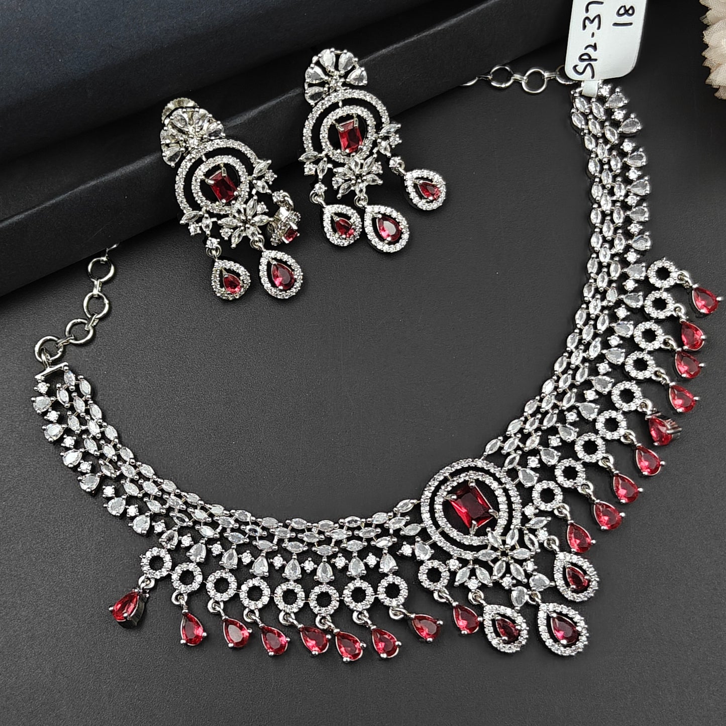 37581 Platinum Necklace with Stone Hangings Red