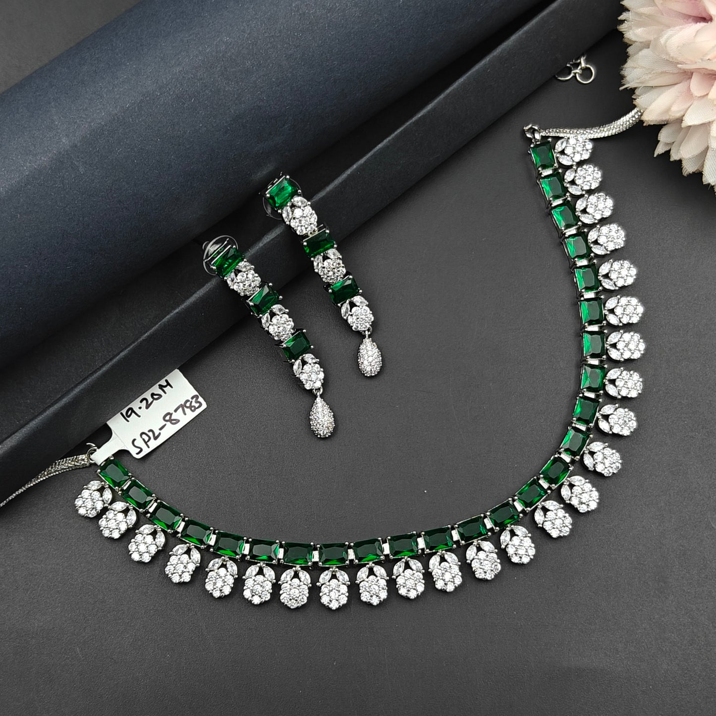 8783 / 8781 Platinum Green Necklace Set