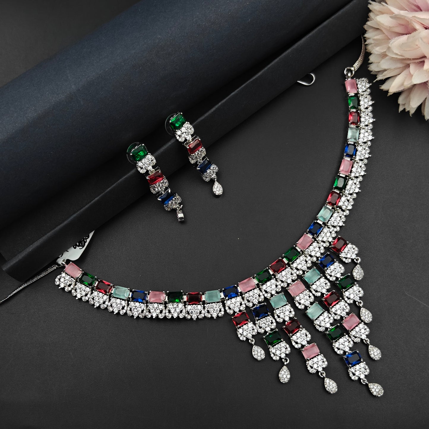 16275 Platinum Square Stone Short Necklace Multi