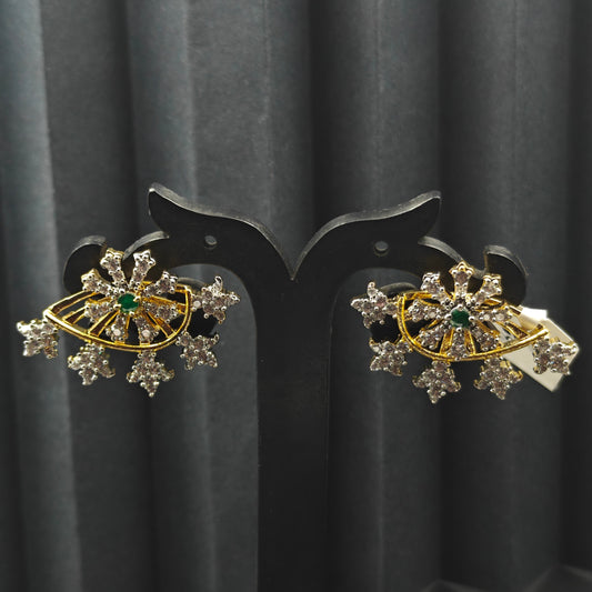 40470 GJ 2 In 1 Earrings Star Type Green Stone