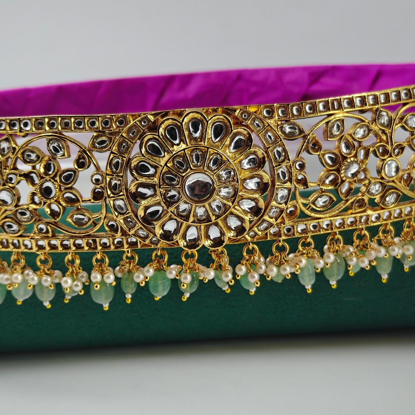 40531 Pota Stone White Vaddanam