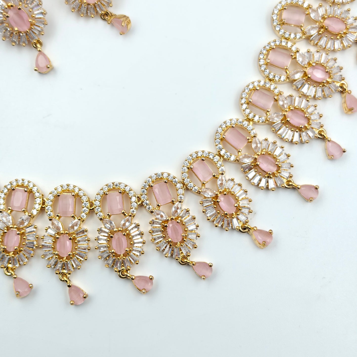 1865/1867  GP Baby Pink Necklace Set