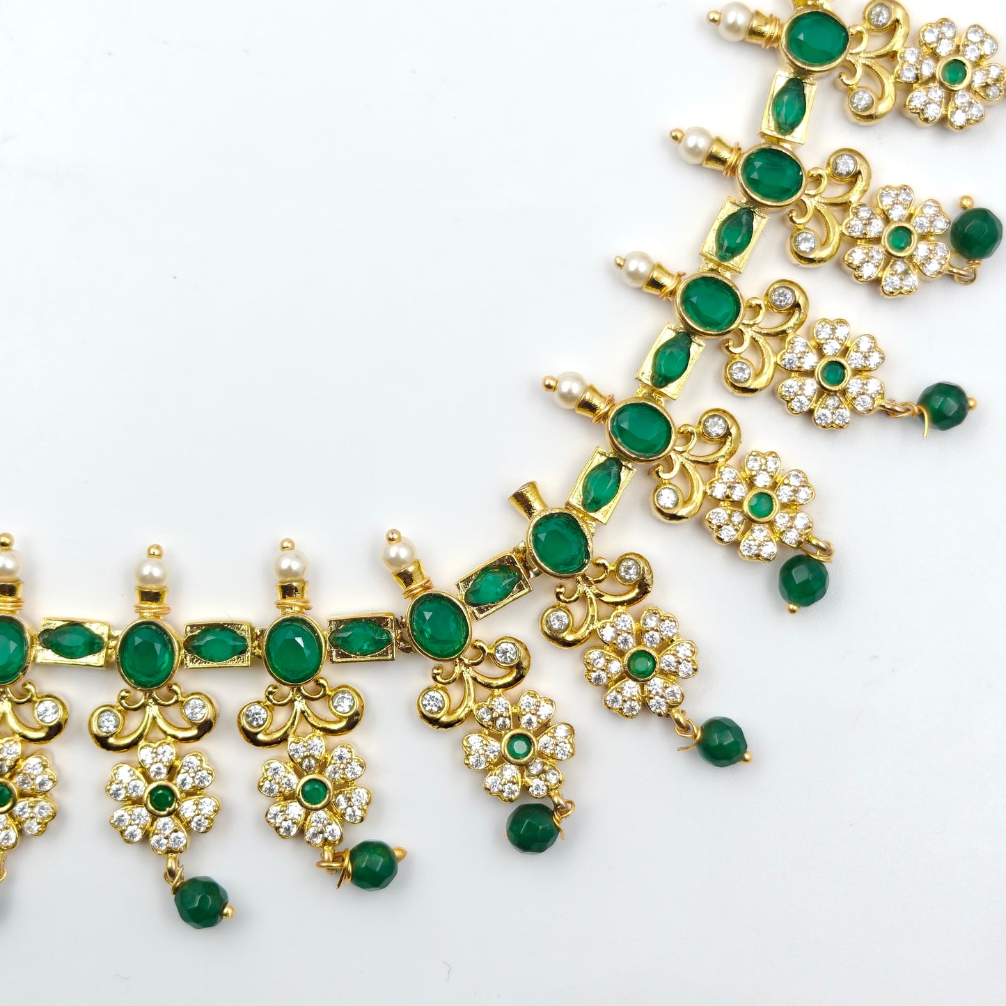 1097 Gutta Pusala Green Short Necklace Set