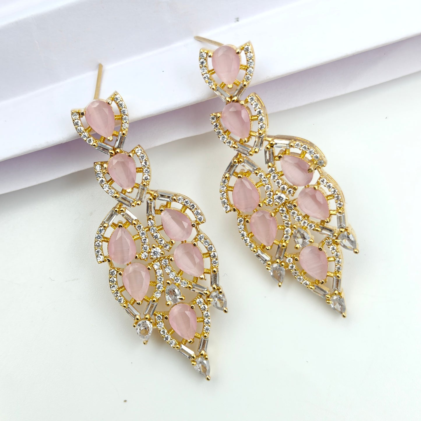 19176 GP Short Necklace Pink