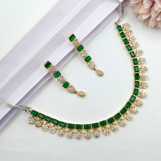 8790 GP Necklace Green