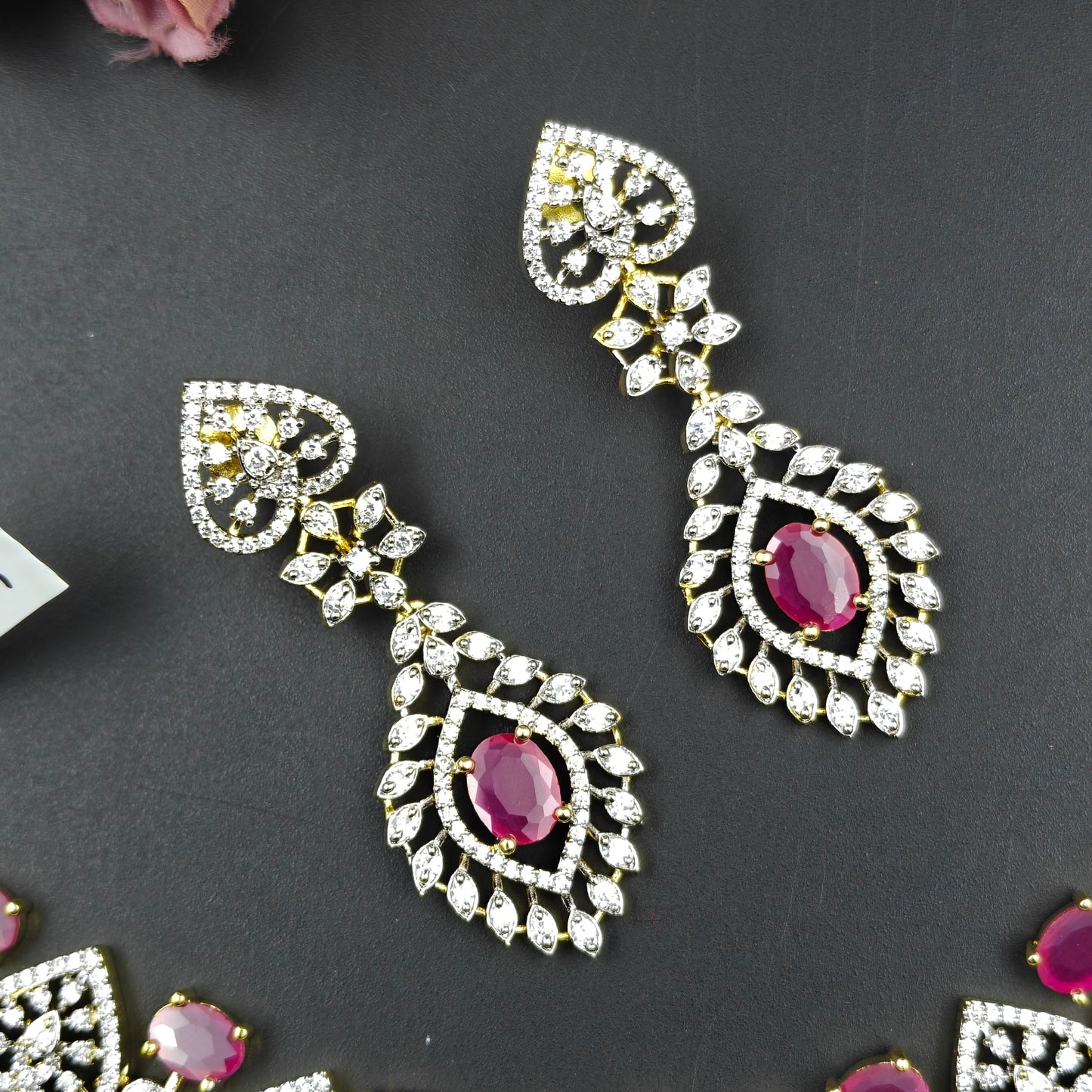 40491 GJ Necklace Red