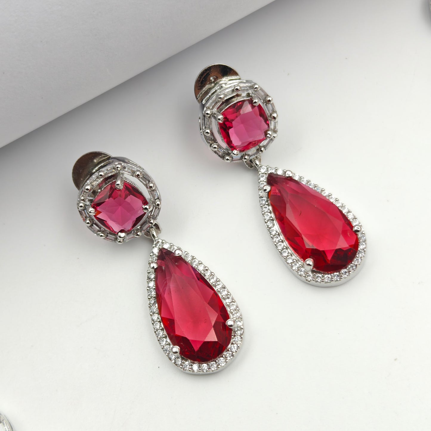 37594 Platinum Necklace Set Red