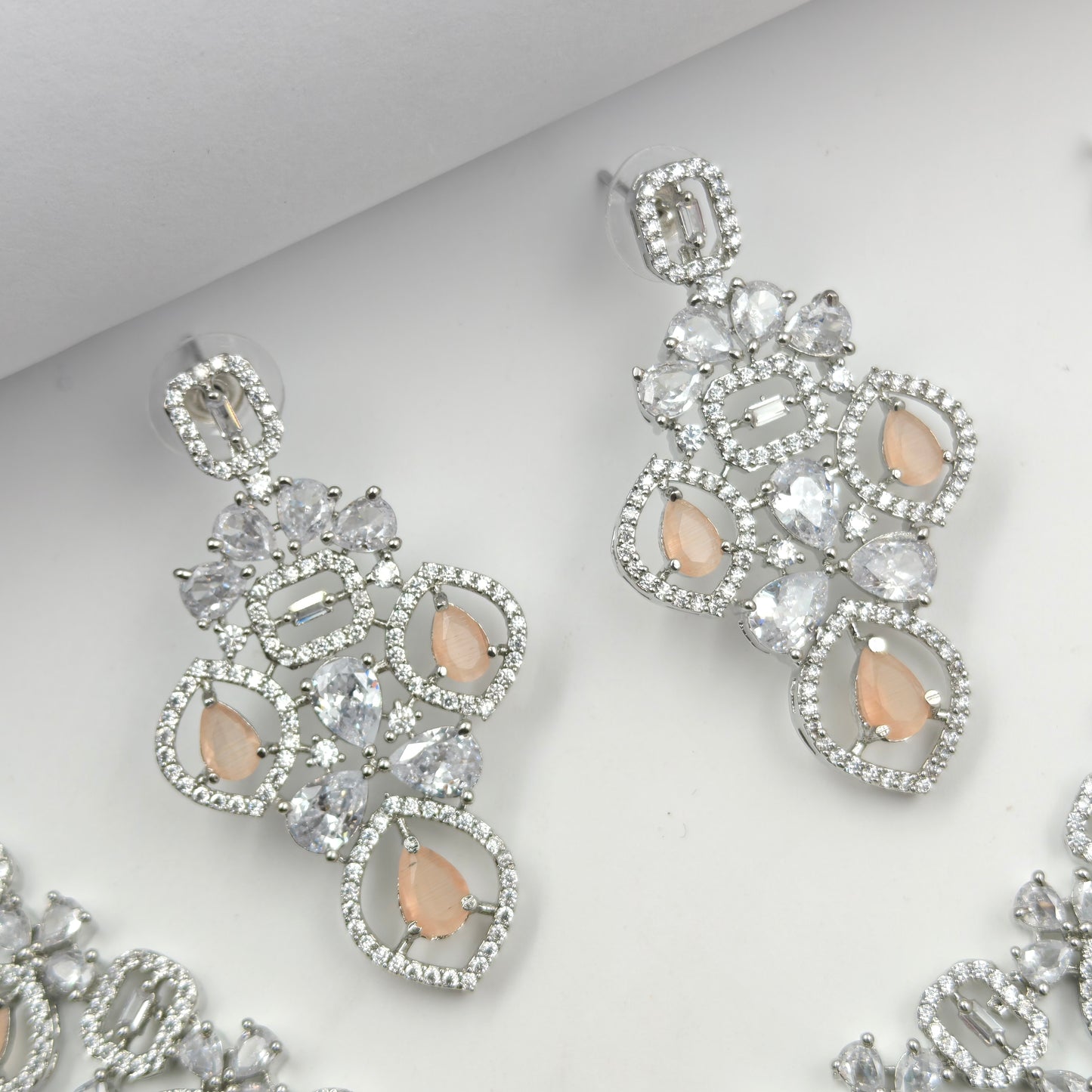 15661 Platinum Single Short Orange