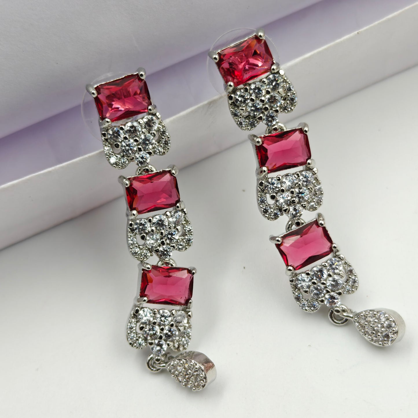 16256  Platinum Necklace Set Red
