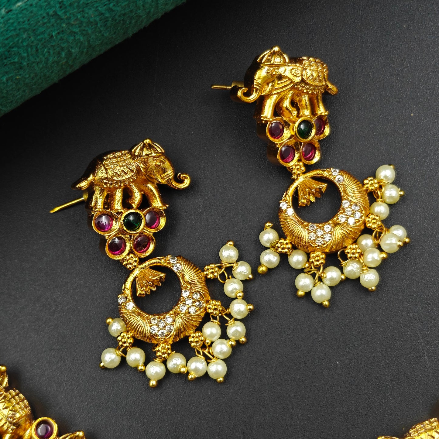 10803 Matte Elephant Chandbali Short Necklace