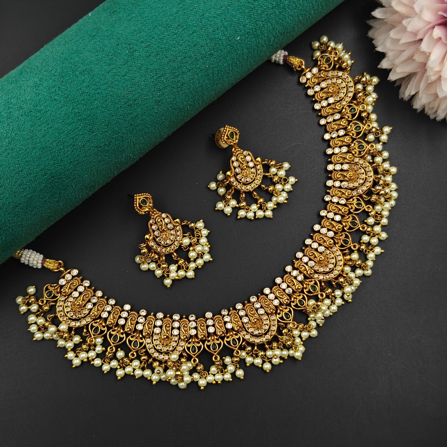 23719 Matte Guttapusalu Short Necklace