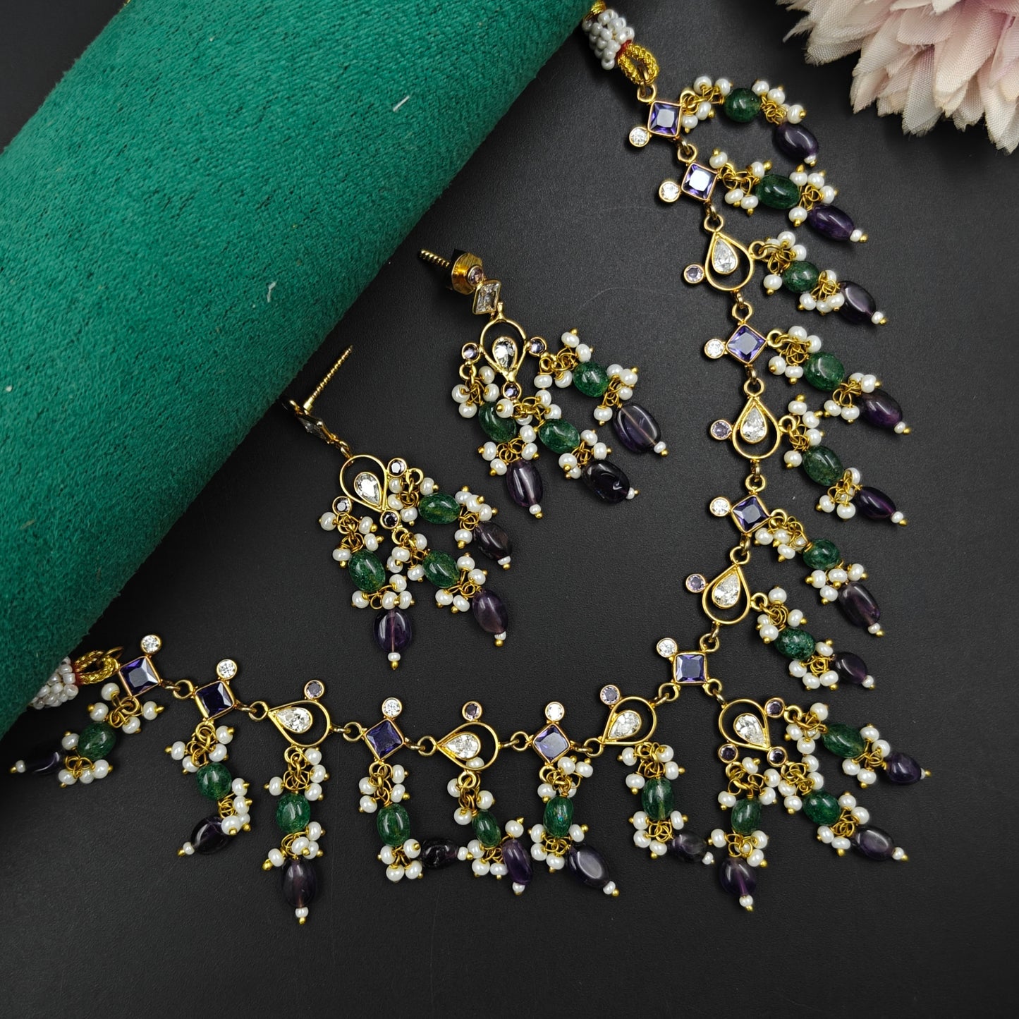 39012 Purple & White Stone Mala