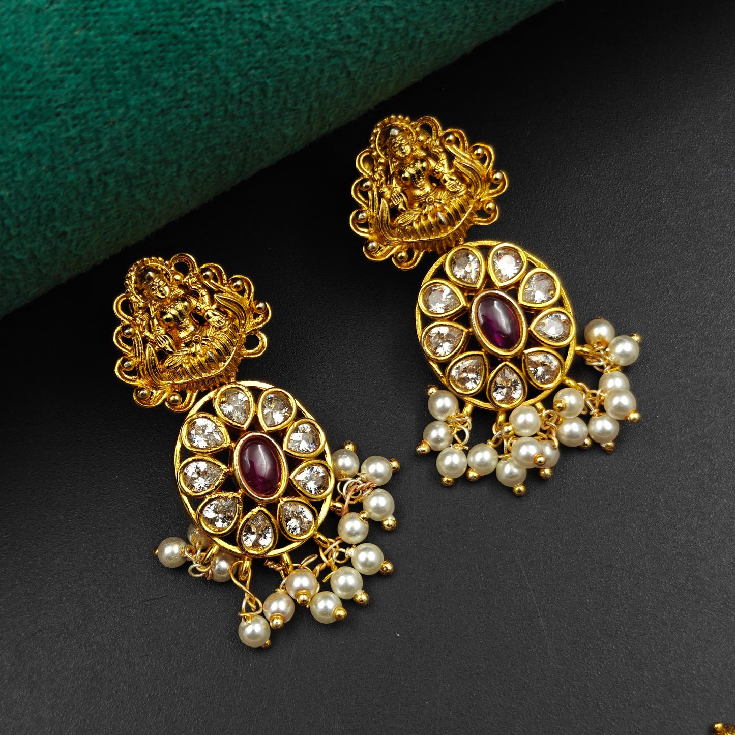 19921 Bottu Guttapusalu 3/4 Set Green