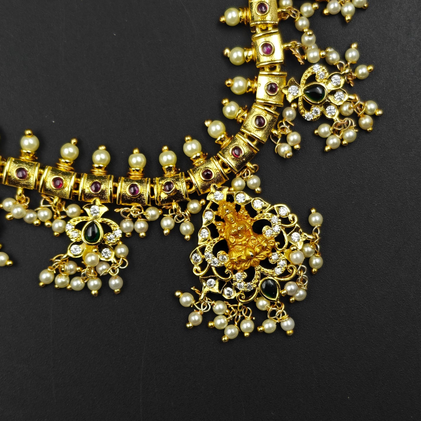 19945 Laxmi Gold Polish Guttapusalu Short Multi