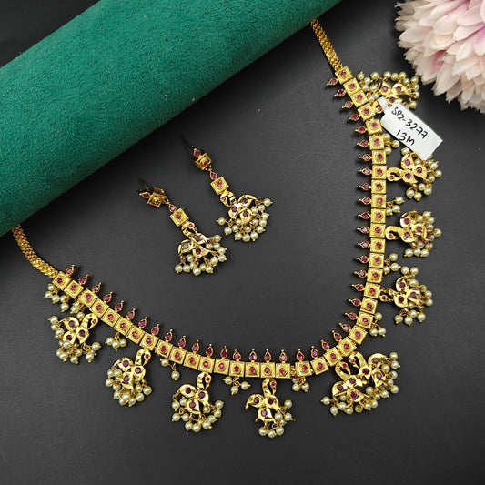 3277 Golden Uncut Short Set