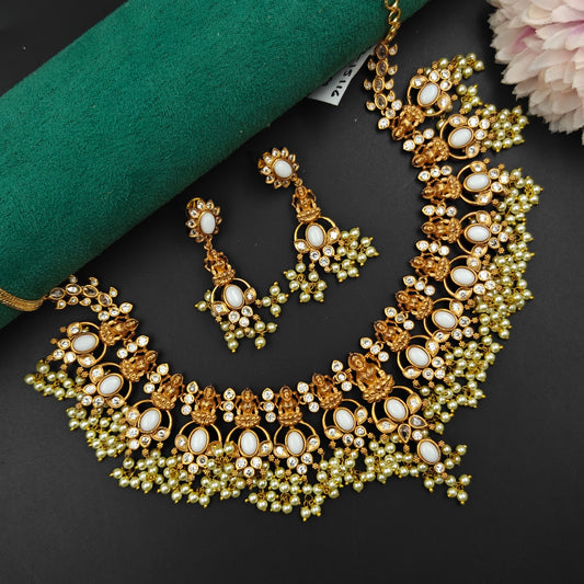 15116  Laxmi Short Matte Guttapusalu White